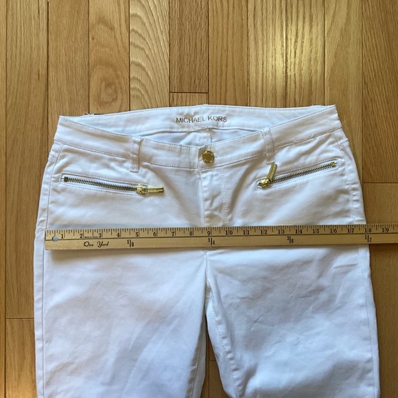 Michael Kors Skinny Jeans, White, Size 8, Gold hardware, zippered legs - Picture 8 of 8